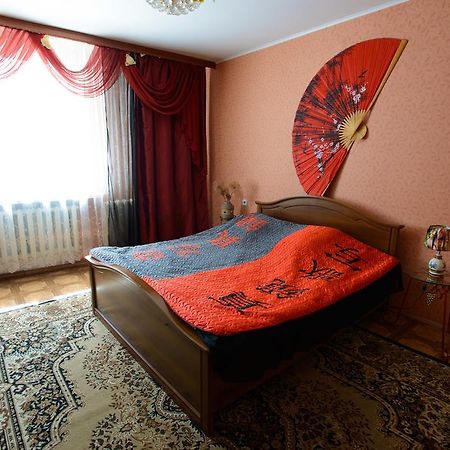 Apartment Krasnoarmeyskaya 100 브랸스크 외부 사진